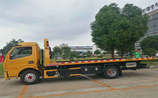 黔西南定远24小时拖车救援电话号码，定远道路救援公司怎么收费的